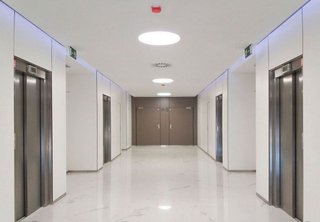 Oficina en alquiler en La Florida - El Plantío en Madrid
