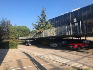 Oficina en alquiler en La Florida - El Plantío en Madrid