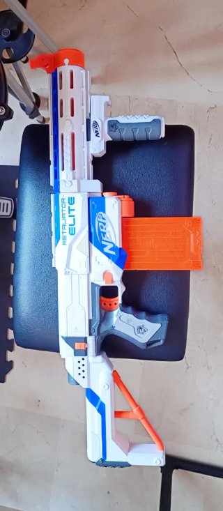 Pistolas y Rifles Nerf + Accesorios