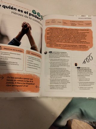 Educación en valores cívicos y éticos.