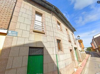 Casa pareada en venta en Cacabelos