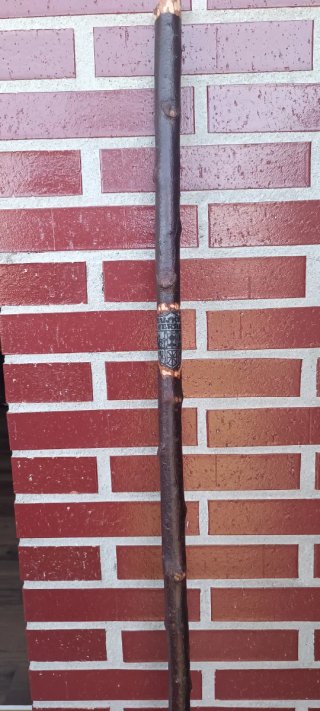 Vara de madera artesanal