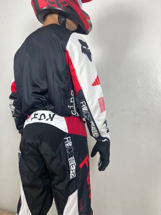 Traje Fox 14