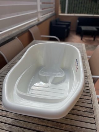 Bañera de bebé blanca