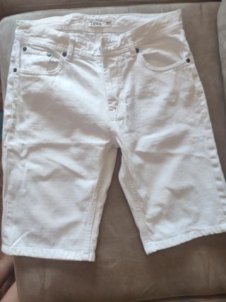 Bermuda blanca Easy Wear chico Talla M