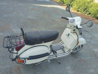 Vespa Iris 200E Blanca
