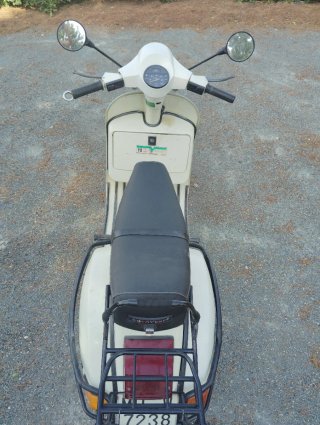 Vespa Iris 200E Blanca