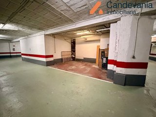 Garaje en venta en Zuera