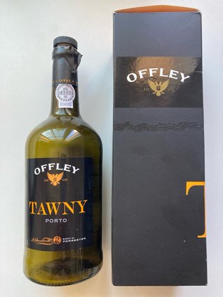 VINO OPORTO. Bottiglie vuote e scatola OFFLEY Tawny.