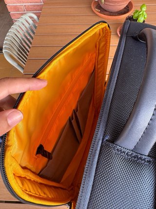 Mochila ejecutiva Mokobara azul y gris