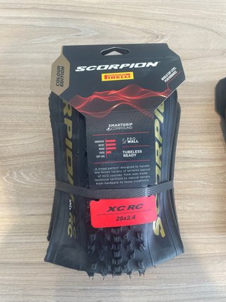 Pirelli Scorpion XC RC 29x2.4 Gold Edition