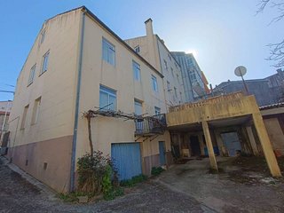 Edificio en venta en Lalín