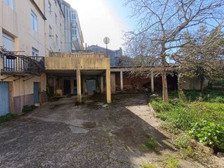 Edificio en venta en Lalín