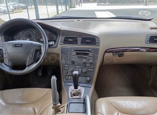 Volvo XC70 2002