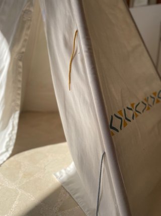 Tipi infantil Vertbaudet con estructura de madera