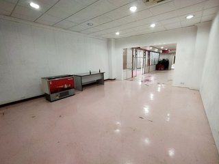 Nave industrial en venta en Renfe - Bulevar 1º y 2º Fase en Jaén