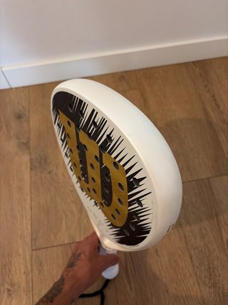 Pala de pádel Wilson Defy