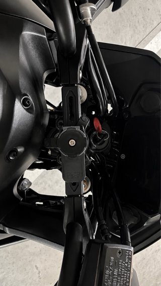 Refuerzo manillar modificado tracer 07 Quad Lock