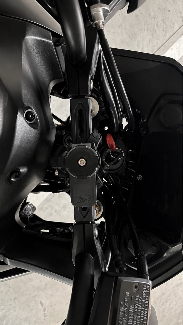 tracer 07 Quad Lock