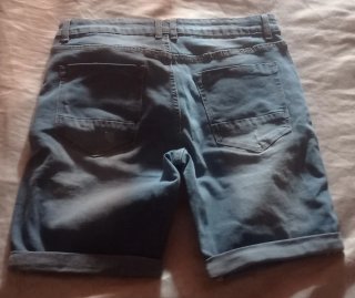 Pantalón corto vaquero hombre