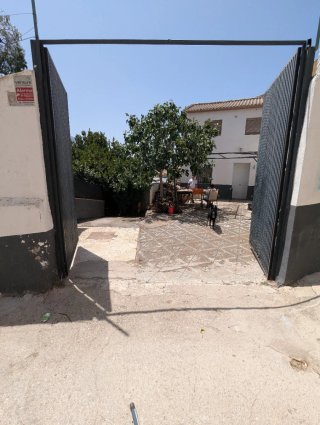 Casa independiente en Iznalloz (Granada)
