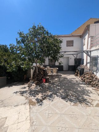 Casa independiente en Iznalloz (Granada)