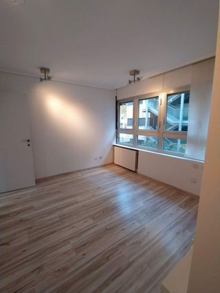 Oficina en alquiler en Les Tres Torres en Barcelona