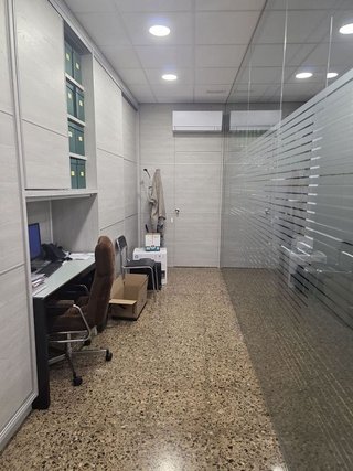 Local comercial en alquiler en Can Vidalet en Esplugues de Llobregat