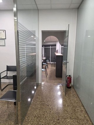 Local comercial en alquiler en Can Vidalet en Esplugues de Llobregat