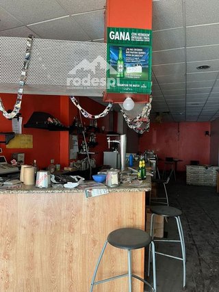 Local comercial en alquiler en Ponteareas