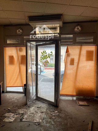 Local comercial en alquiler en Ponteareas