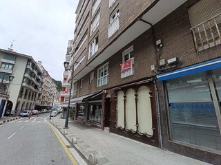 Local comercial en alquiler en Ondarroa