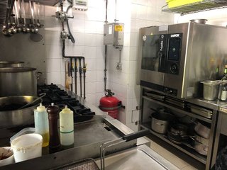 Bar en alquiler en Yucatán - Las Cornisas en Rozas de Madrid (Las)
