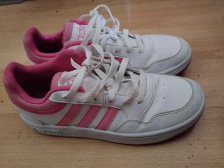 Zapatillas Adidas Niña Hoops Talla 38