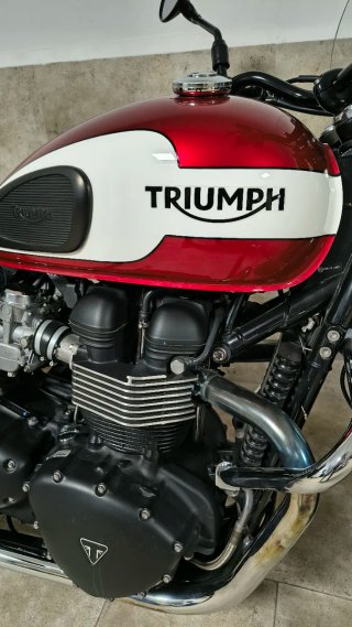 Triumph Bonneville New Church