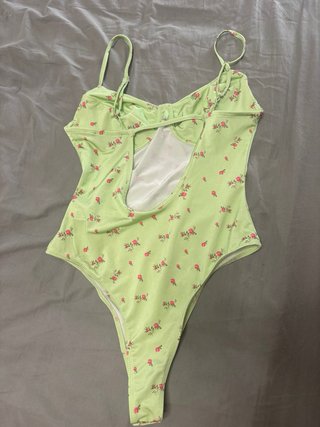 Body floral verde y rosa