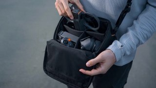 Bolsa bandolera DJI Avata 2 Negra