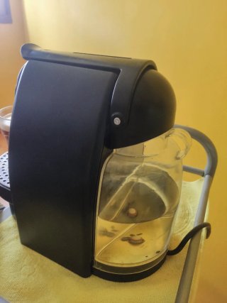 Cafetera Krups Nespresso Negra