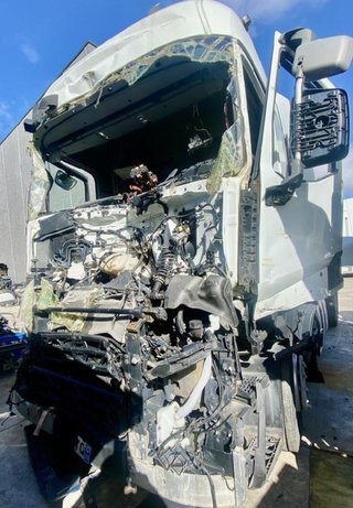 Renault peldaño plataforma 82148692 t-series