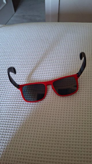 Gafas de Sol DUBERY D731 Negra y Roja