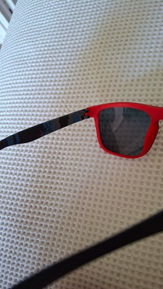 Gafas de Sol DUBERY D731 Negra y Roja