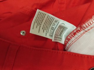 Conjunto Blusa Blanca y Pantalón Rojo