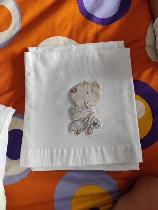 Conjunto sábanas minicuna.