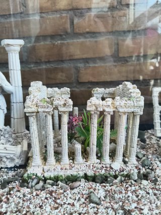 Pecera 60L con decoración estilo romano
