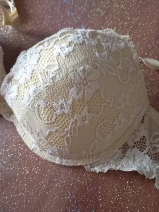 Reggiseno pizzo bianco e giallo