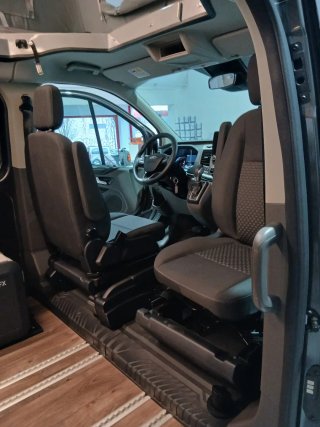 Ford E-Transit Custom 2025