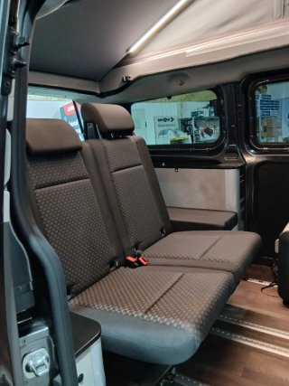Ford E-Transit Custom 2025