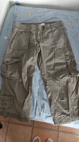 Pantalones cargo verde militar