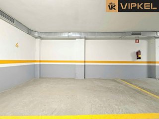 Garaje en venta en Ensanche en Coruña (A)