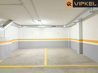 Garaje en venta en Ensanche en Coruña (A)